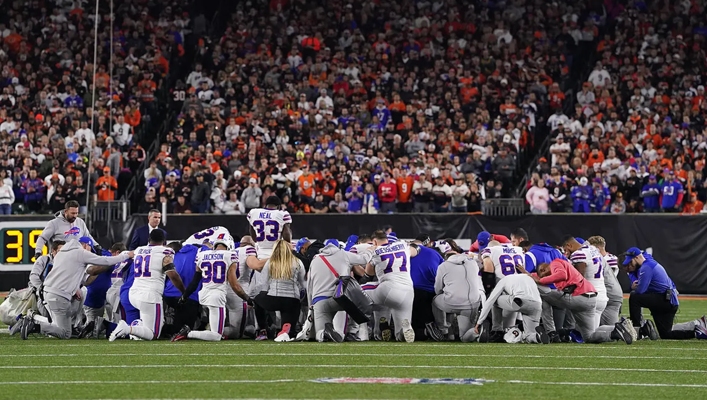 Bills' John Brown gives touchdown ball to trainer who administered CPR to  Damar Hamlin